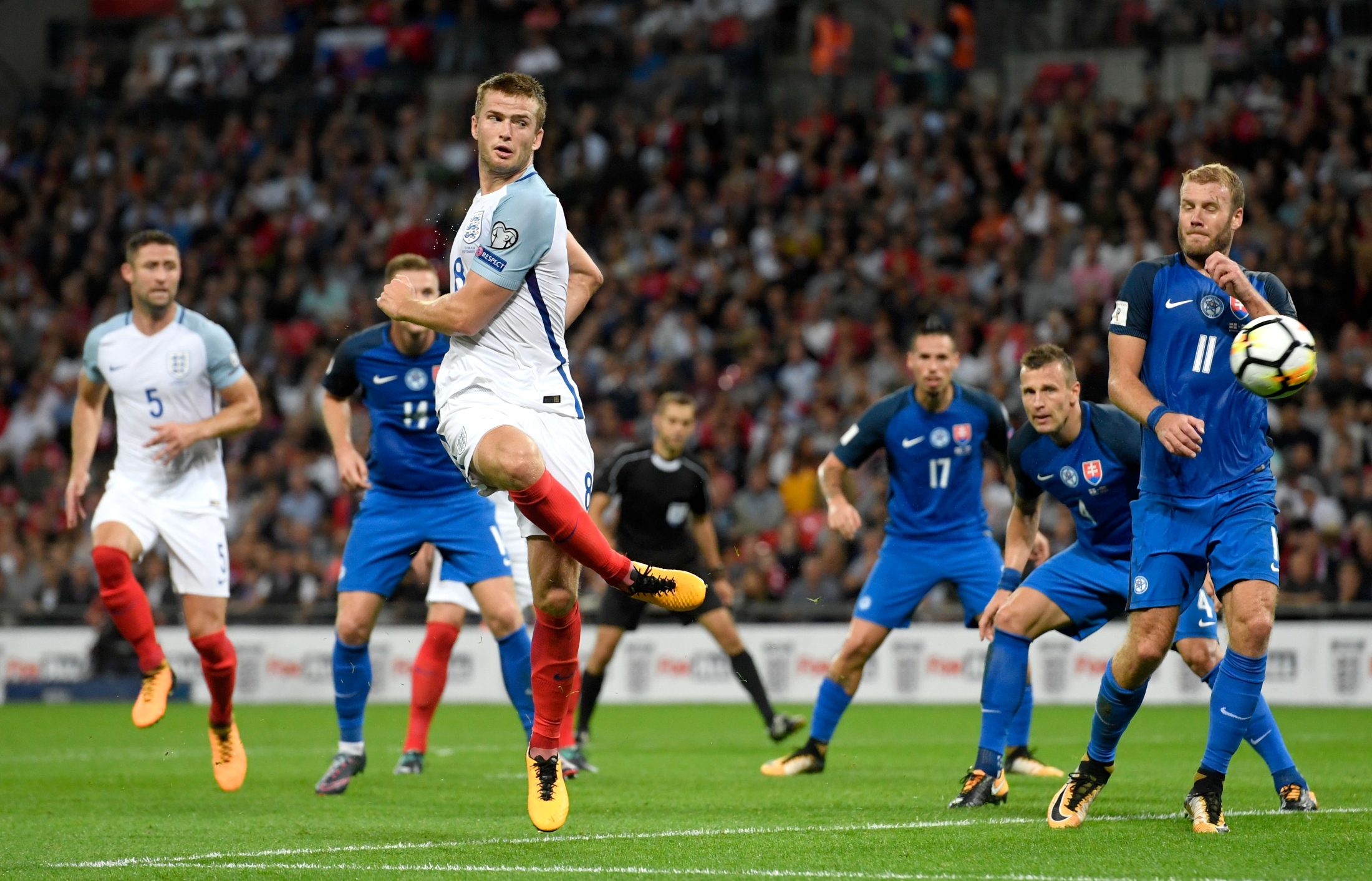 国米本赛季欧冠取胜对手均在附加赛区之外，最高排名第25（国米本季欧冠击败的对手无一进入附加赛区，最高排名仅第25名）